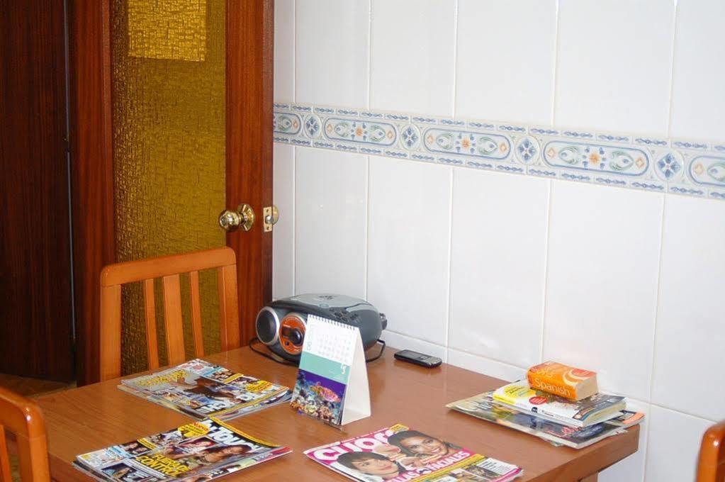 Pension Cinco Villas Логроньо Екстериор снимка