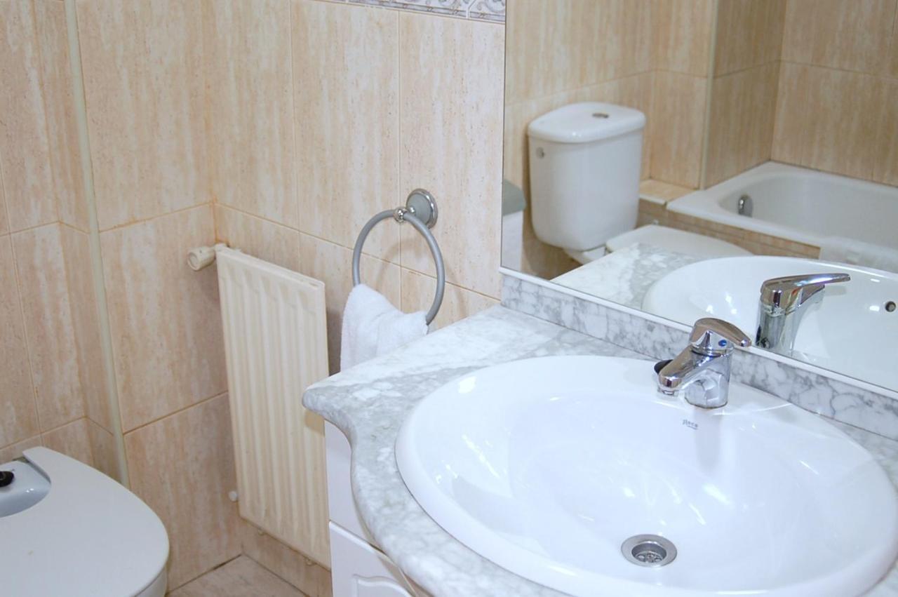 Pension Cinco Villas Логроньо Екстериор снимка
