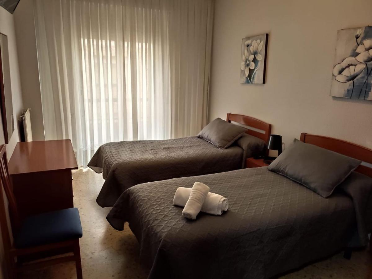 Pension Cinco Villas Логроньо Екстериор снимка